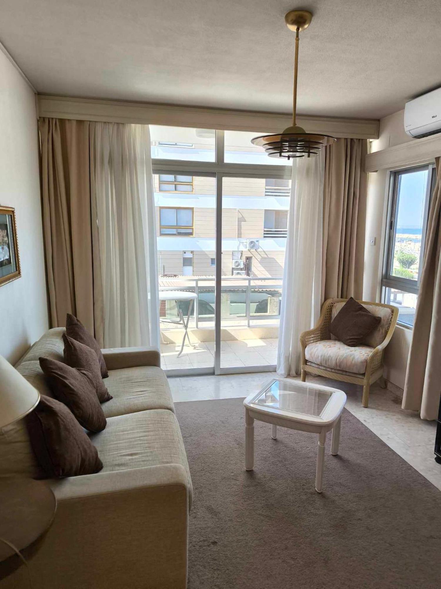 13 Sandy Beach Mackenzie Larnaca Exterior foto