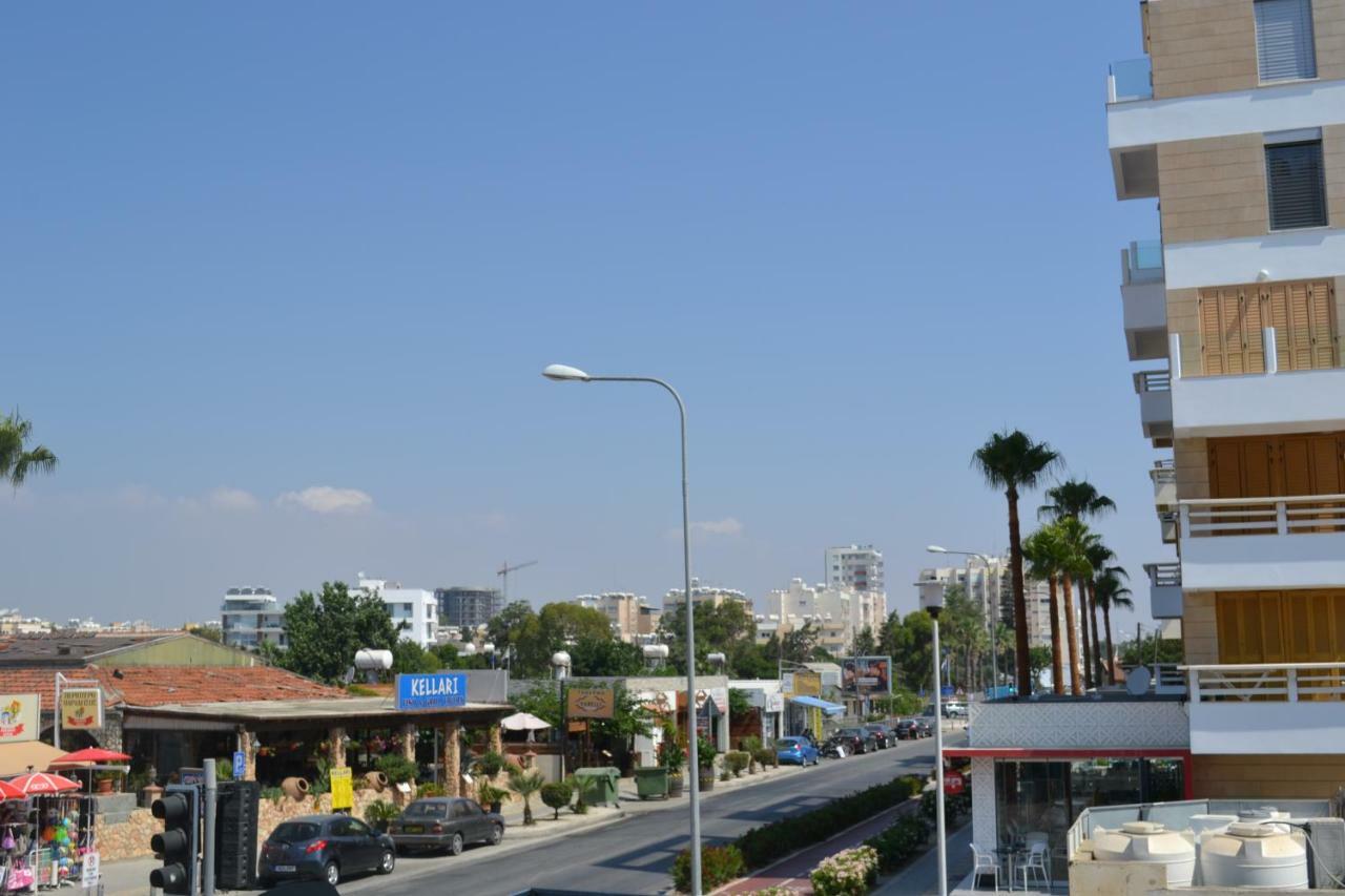 13 Sandy Beach Mackenzie Larnaca Exterior foto